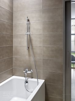 Смеситель Roca Victoria для ванны-душа, 5A0225C0M